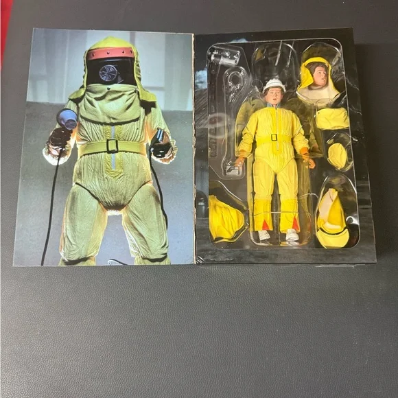 NECA Back to the future ultimate Marty Mcfly ‘Tales from space’ action figure. - Picture 2 of 3